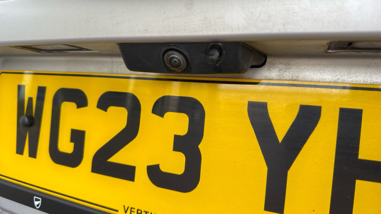 Land Rover Defender 90 Diesel 3.0 D200 Hard Top Auto